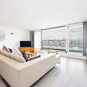 Austin David Executive Excel Apartment London
